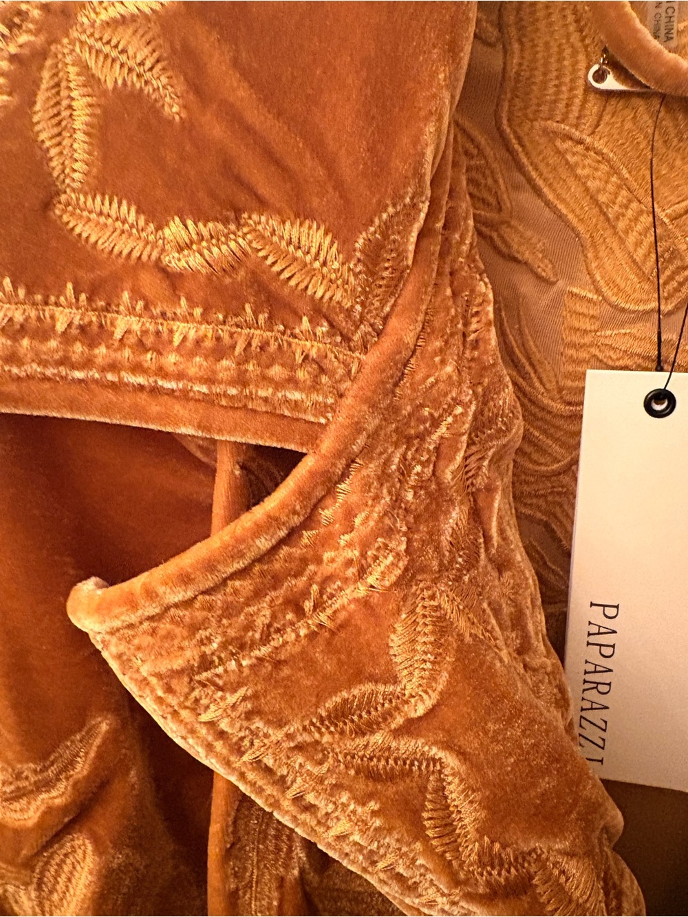 Paparazzi Embroidered Velvet Coat Carmel Color Size Small NWT - Picture 5 of 6